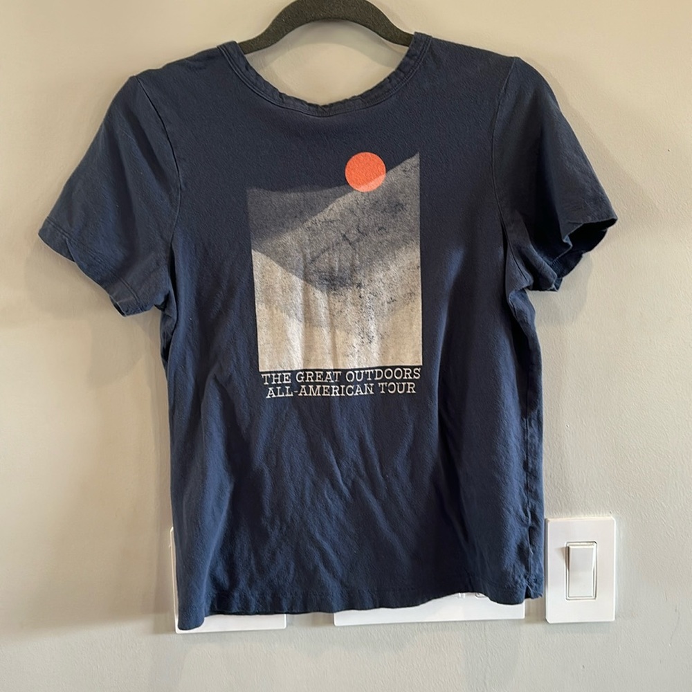 Size small women’s t-shirt